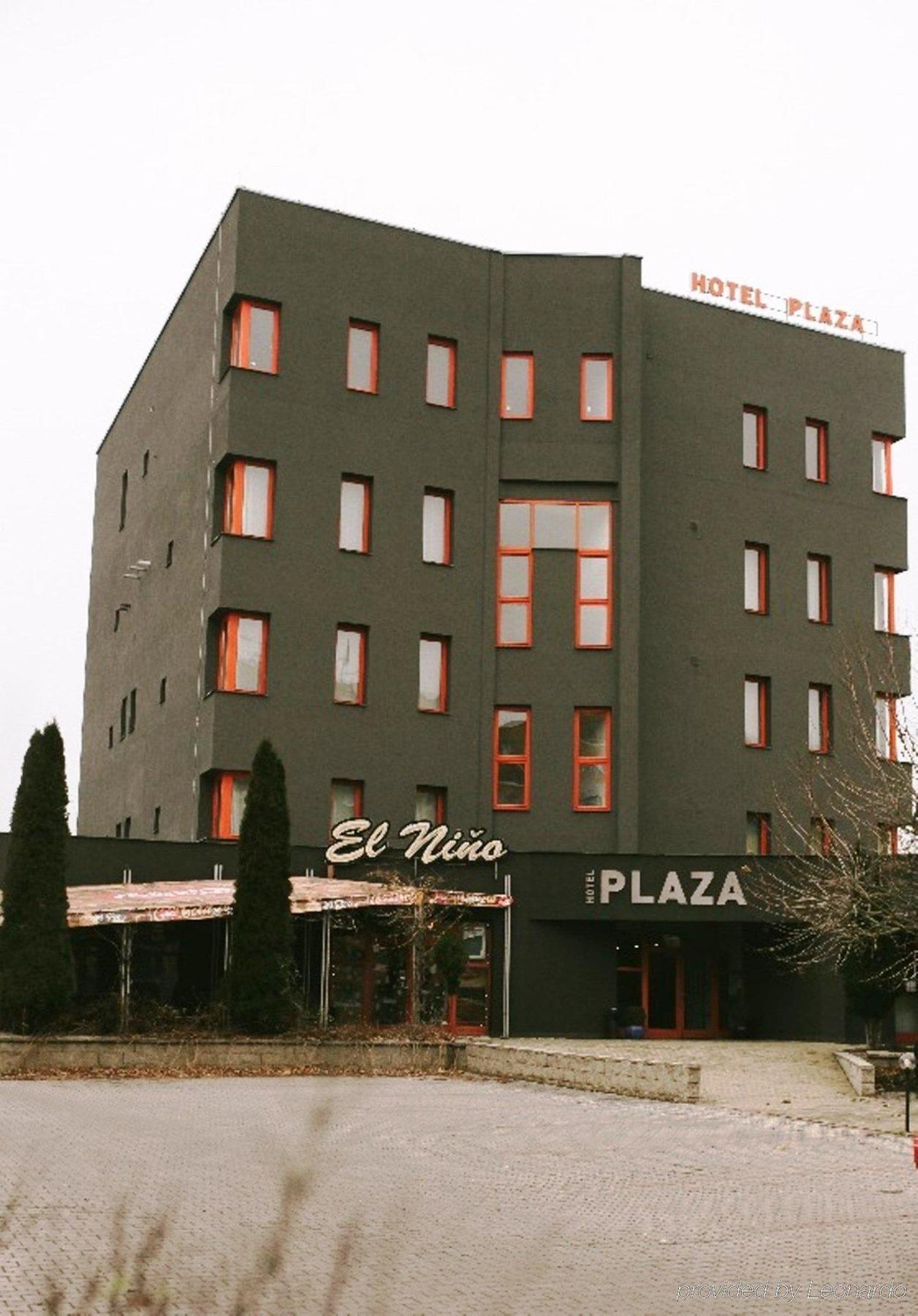 מלאדה בולסלאב Hotel Plaza מראה חיצוני תמונה